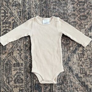 Mebie Ribbed Long Sleeve Baby Onesie